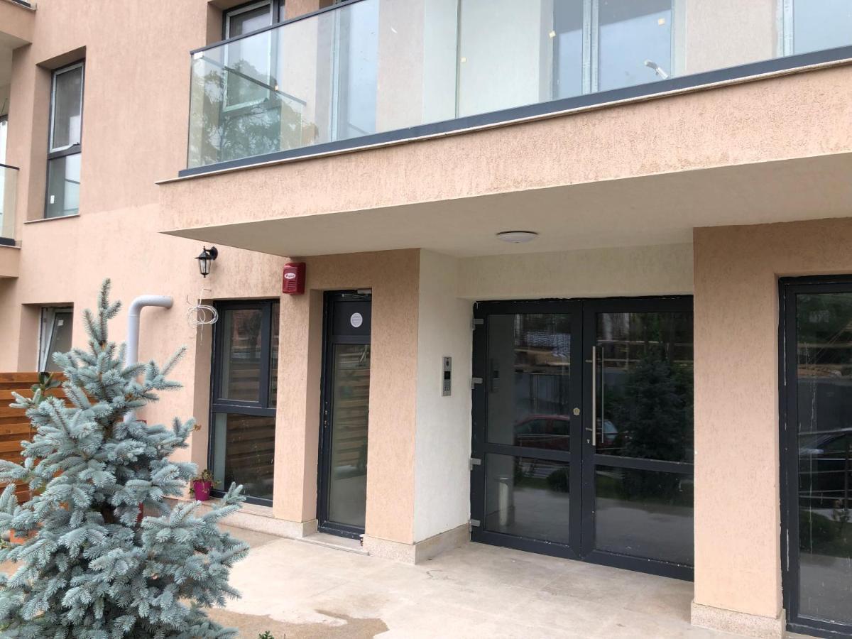 Luxury Westpark 2-Room Apartment Lakeview W5 Бухарест Екстер'єр фото